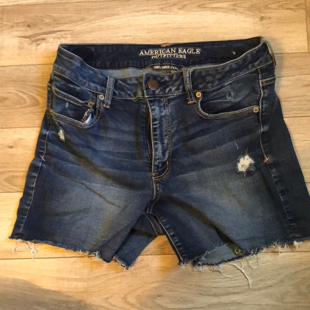 Super Super Stretch American Eagle shorts